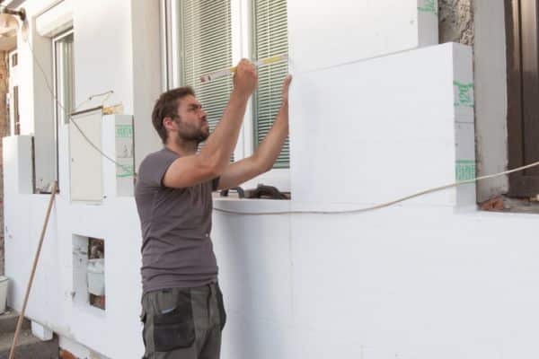 ouvrier pose isolation